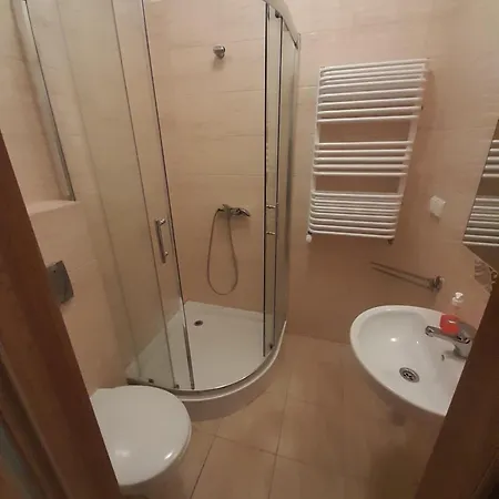 Lewada Dwuosobowe Rum i privatbostad