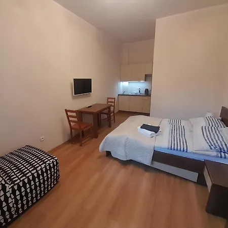 Lewada Dwuosobowe Rum i privatbostad