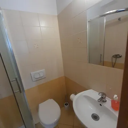Lewada Dwuosobowe Rum i privatbostad *